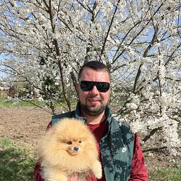 Alex, 34, 