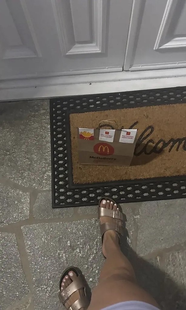 �������-������ �� Uber Eats ������� �����������: ��� ������� ������������ ����� ���, ����� � ���� ...