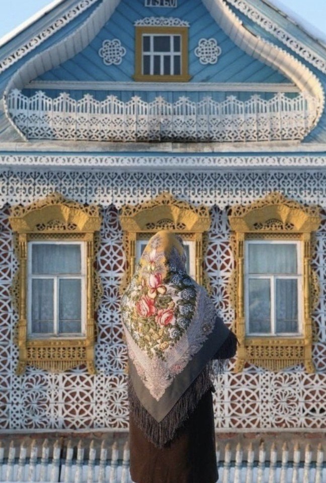 Руки зoлoтые у мaстеpa! Словно кружeвa нa избe