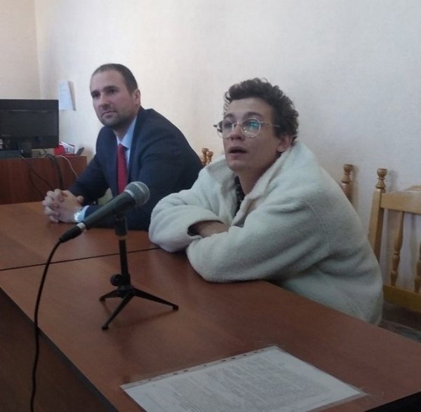 Никиту Кологривого арестовали на 7 суток. В суде актёр признал вину и попросил простить его