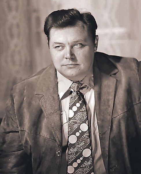 Вячеслав Невинный.советский и российский актер театра и кино, Народный артист СССР30 ноября 1934 — ...