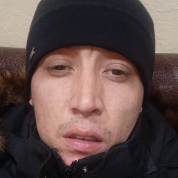 ������, ������, 33 ����