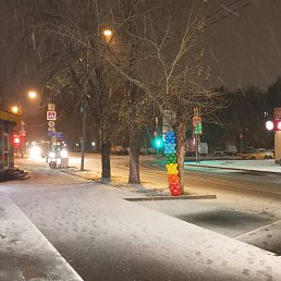 ������, ������, 33 ����