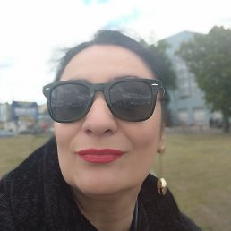 Inna, 48, 