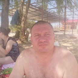 ������, 43 ����, ������-��-����