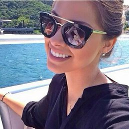 Angelina, , 39 