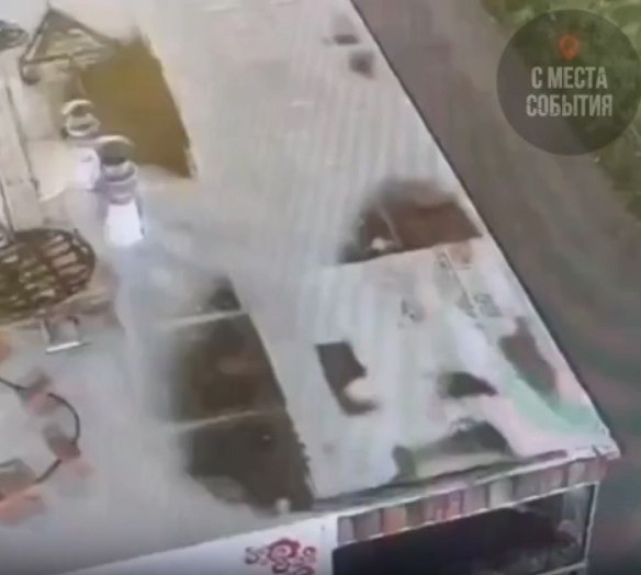 Мужик сжёг лавку шаурмиста,