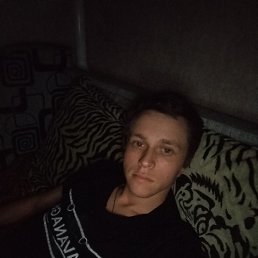 Vladimir, 25, 