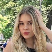 lila Cora, 25 , 