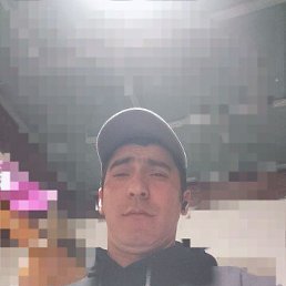 Kamil, 36, 