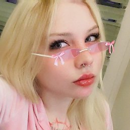 Lindsey, ������, 22 ����