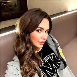 Sofia, 33, 