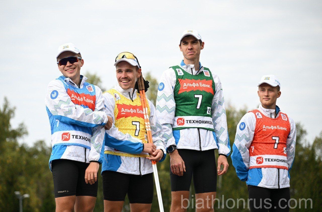 Фотографии церемонии награждения с мужской эстафеты на ЧР-2026. СБР