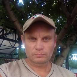 Zolotoj, 44, 