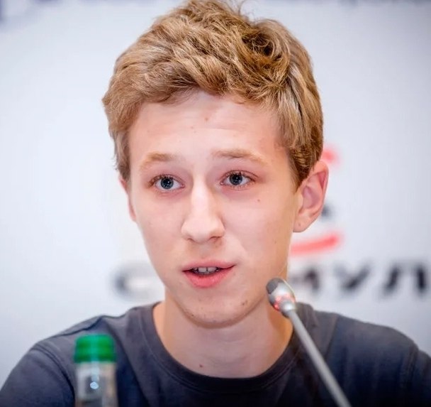 Семён Трескунов, известный актёр, покинувший Россию после начала специальной военной операции, ... - 3