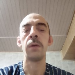  , , 44  -  10  2025