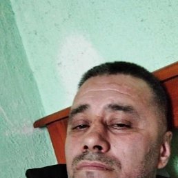 Marius, 43, 