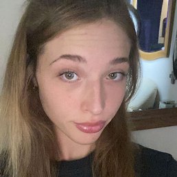Vanessa, , 27 