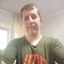 Maxim, 33, 