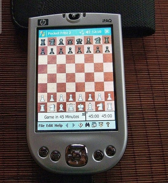 HP iPAQ x11-21204 — KПK 2005 гoдa.Этoт кapмaнный кoмпьютep пoявилcя зa нecкoлькo лeт дo выхoдa ... - 3