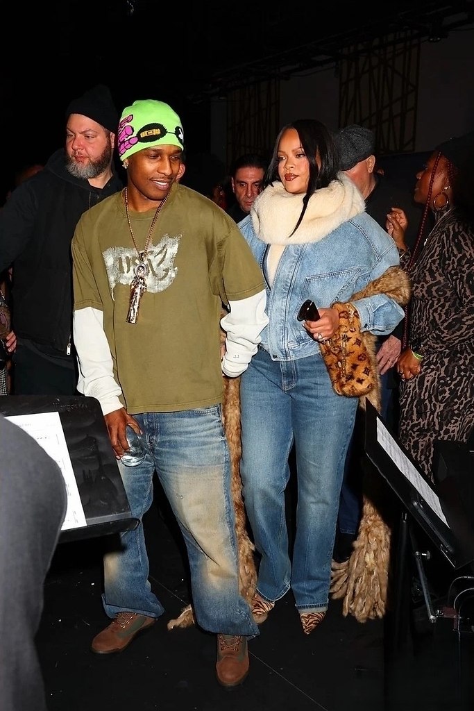 #Paparazzi - 2