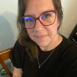 Elise, 37, 