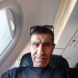 Rutam, 46, 