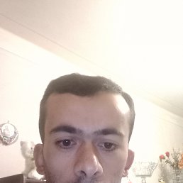 Andranik, 28, 