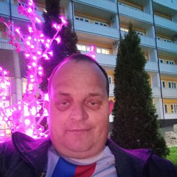 Alex, 45, 