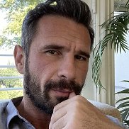 ����������, 52 ����, ������