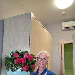 Галина, 57, Славянка