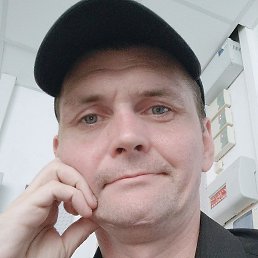 Pavel, , 39 