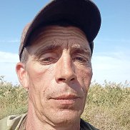 Viktor s, 35 , 