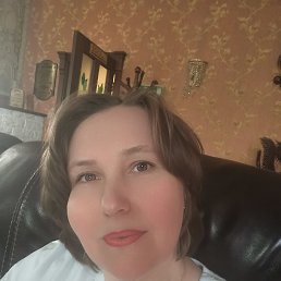 Vikki, 45, 