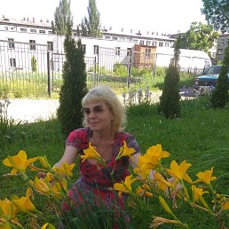 Helga, 57,  