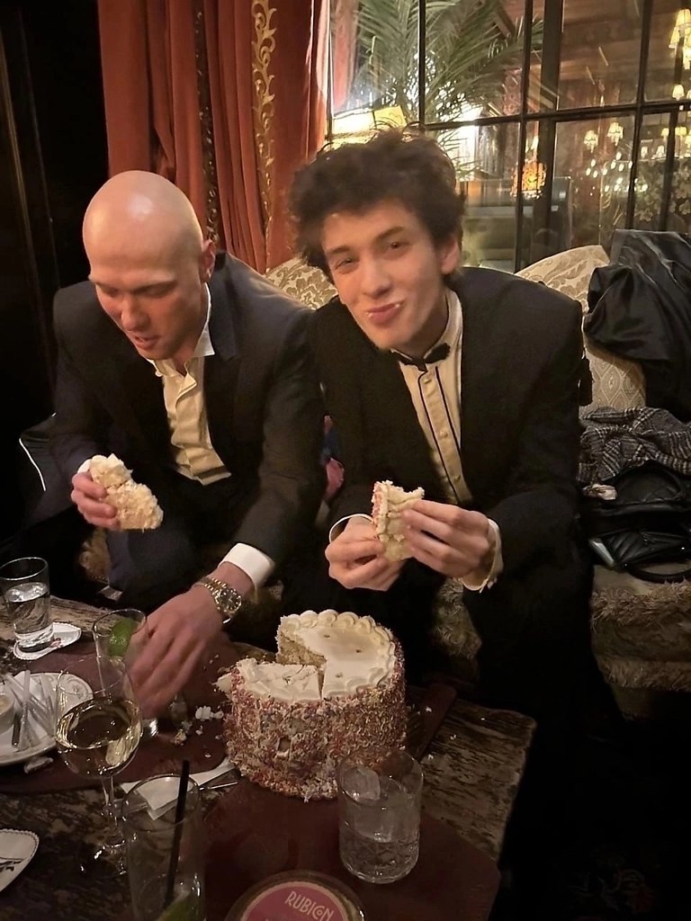   :        Gotham Awards.     ...