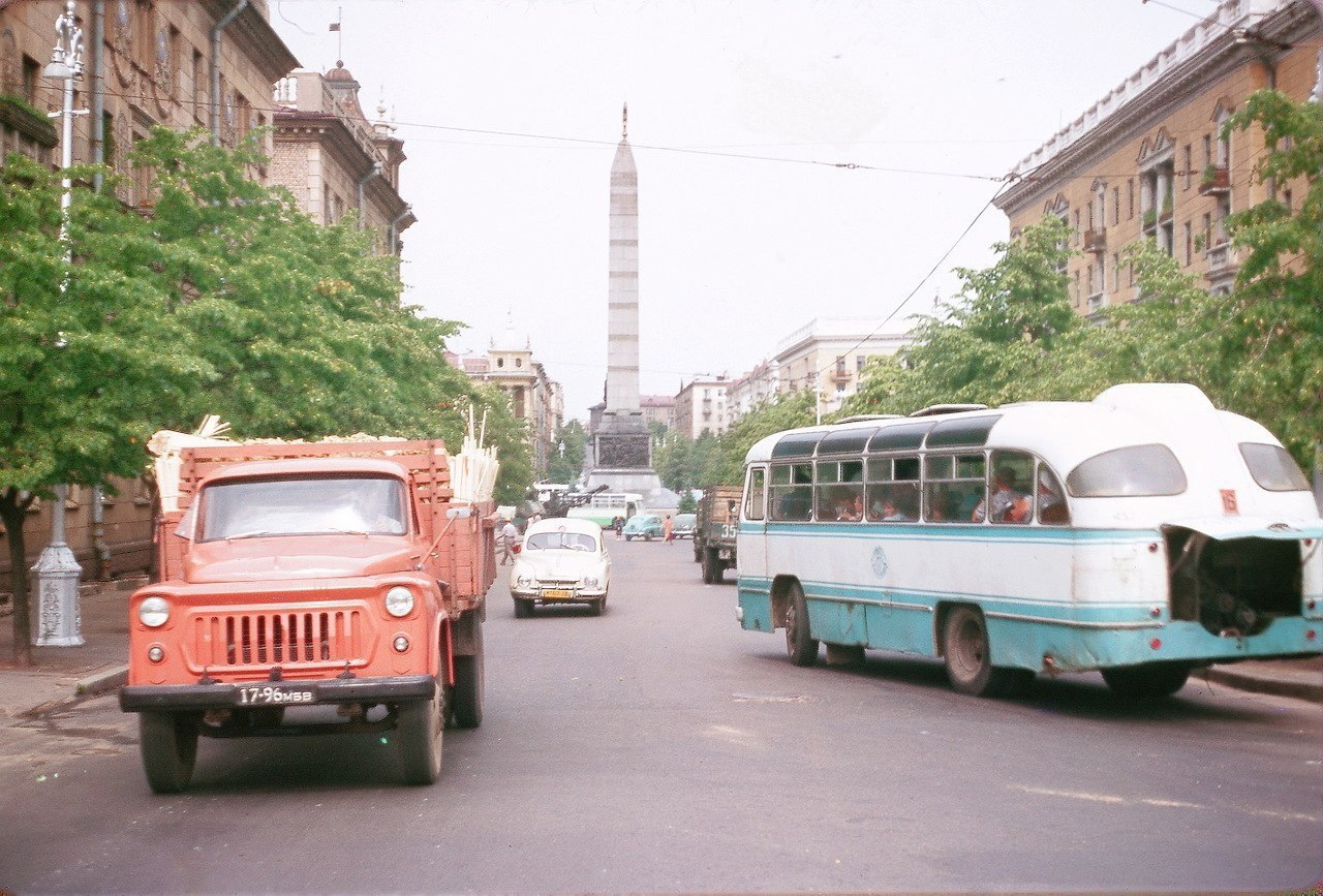  , 1960- .