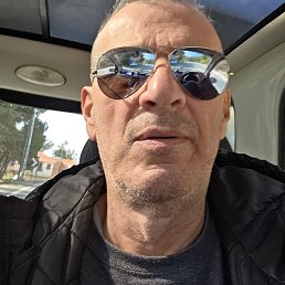 Akis, �����, 65 ���