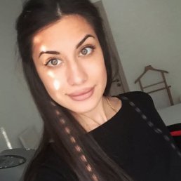 Farida, 29, 