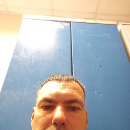 Вова, 40 лет, Санкт-Петербург Вова, 40 лет, Санкт-Петербург