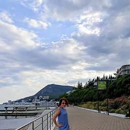 ˸��, ��������