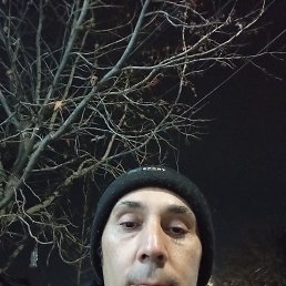 Gerardo, 41,  