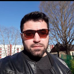 ingiz, 39, 