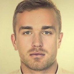 Alex, �����, 33 ����