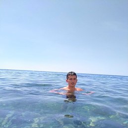 Bobur, 29, 