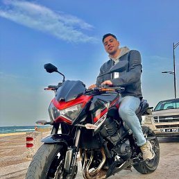 Ridha, 29, 