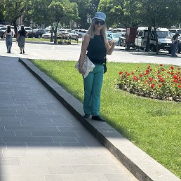 Nika, , 53 