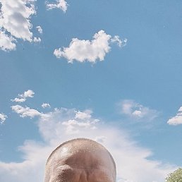 Andrei, 37, 