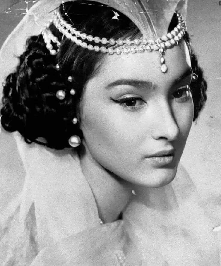 :)          . ,,   ...