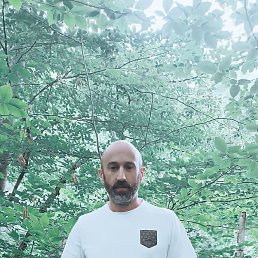 Rad, 41, 